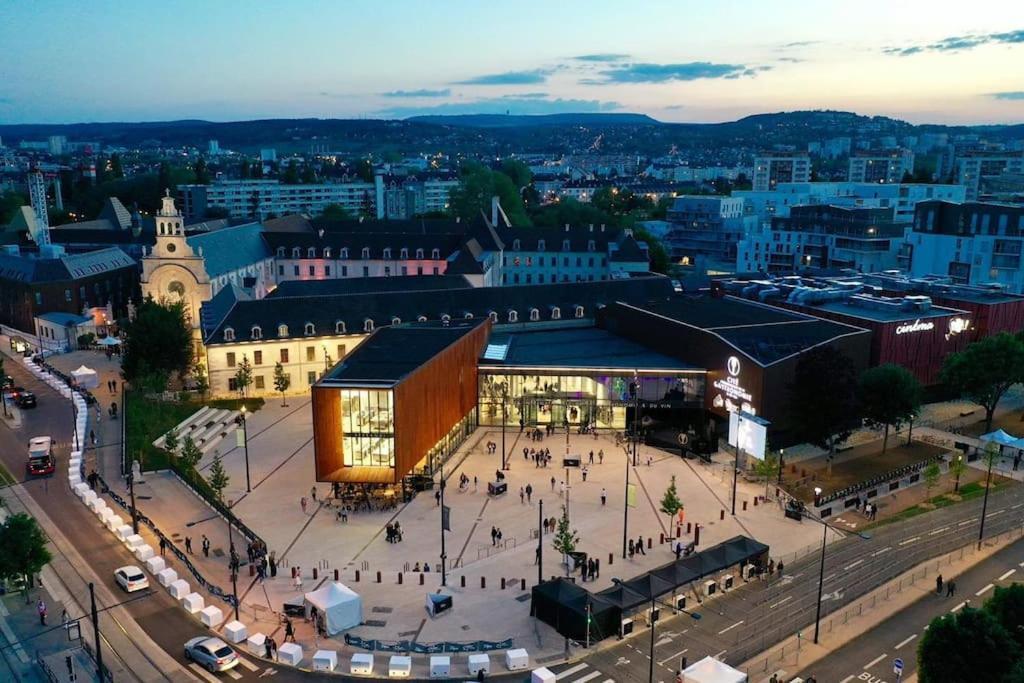 Ferienwohnung Le Sweet 70'S : Au Coeur Du Centre Historique Dijon Exterior foto